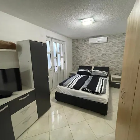 Apartmani-Joe Podglavica Exteriér fotografie
