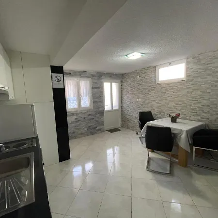 Apartmani-Joe Podglavica Exteriér fotografie