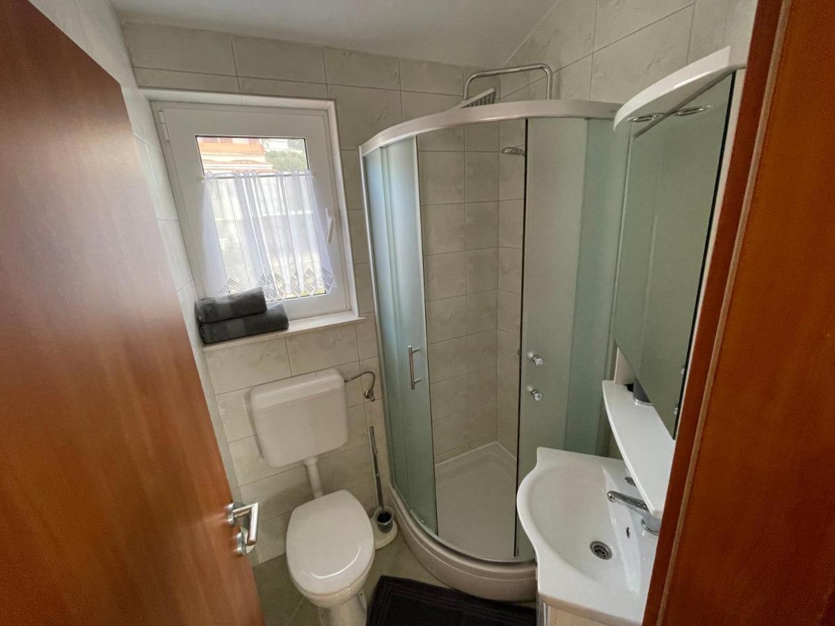 Apartmani-joe * Podglavica